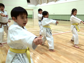 基本【松濤館流七尾道場/札幌、北広島、江別、岩見沢で小学生児童から始める習い事】
