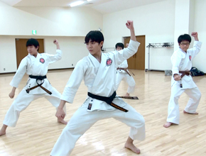 中央教室練習風景【松濤館流七尾道場/札幌、北広島、江別、岩見沢で小学生児童から始める習い事】